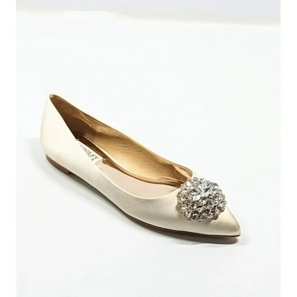 Badgley Mischka Women's Davis Embellished Ivory Satin Flats Size 6.5 (MSRP $195) - Picture 2 of 11